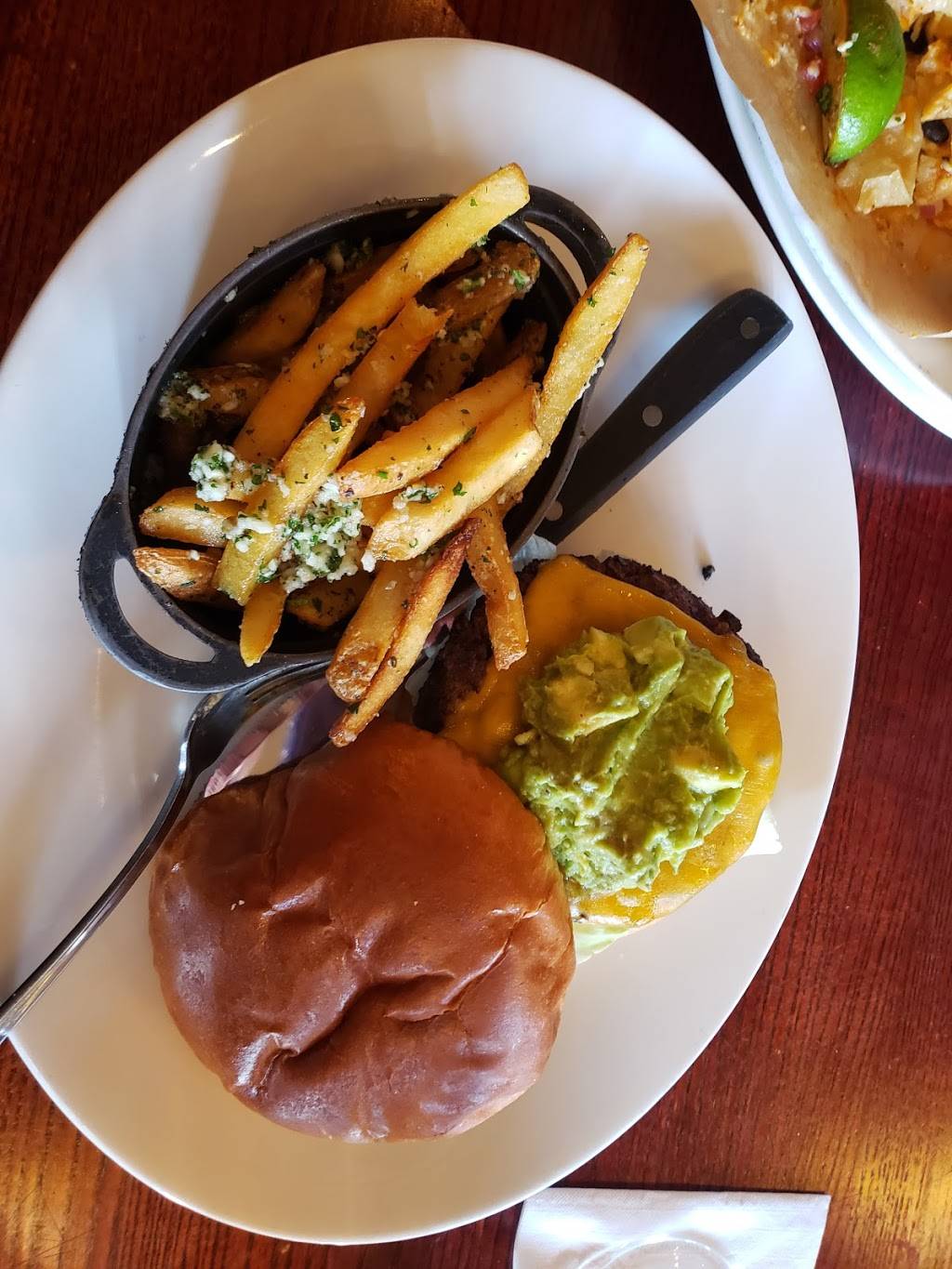 Gordon Biersch Brewery Restaurant | restaurant | 1906 Towne Centre Blvd #155, Annapolis, MD 21401, USA | 4102665965 OR +1 410-266-5965