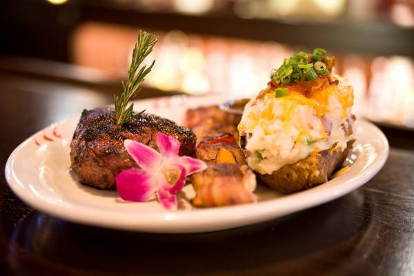 Holdrens Steaks & Seafood | restaurant | 1714 Newbury Rd, Newbury Park, CA 91320, USA | 8054981314 OR +1 805-498-1314