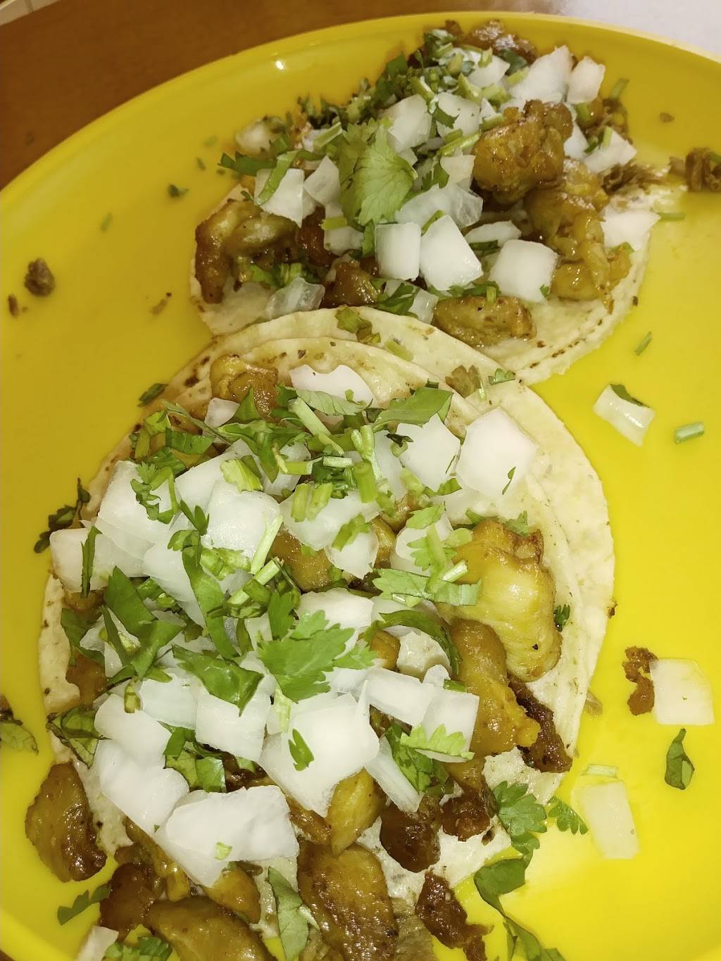 El Bukanas Covina | restaurant | 100 N Citrus Ave, Covina, CA 91723, USA | 6263329640 OR +1 626-332-9640