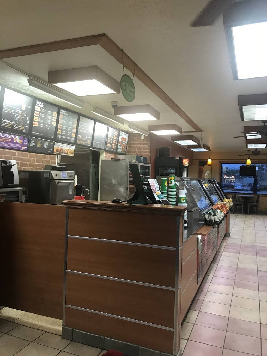 Subway | restaurant | 15 S Dorset Rd, Troy, OH 45373, USA | 9373396111 OR +1 937-339-6111