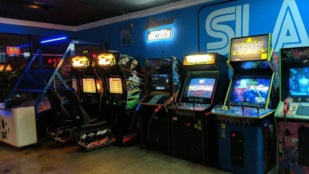 Slackers Sports Bar - Naco | restaurant | 12234 Nacogdoches Rd, San Antonio, TX 78217, USA | 2108452603 OR +1 210-845-2603