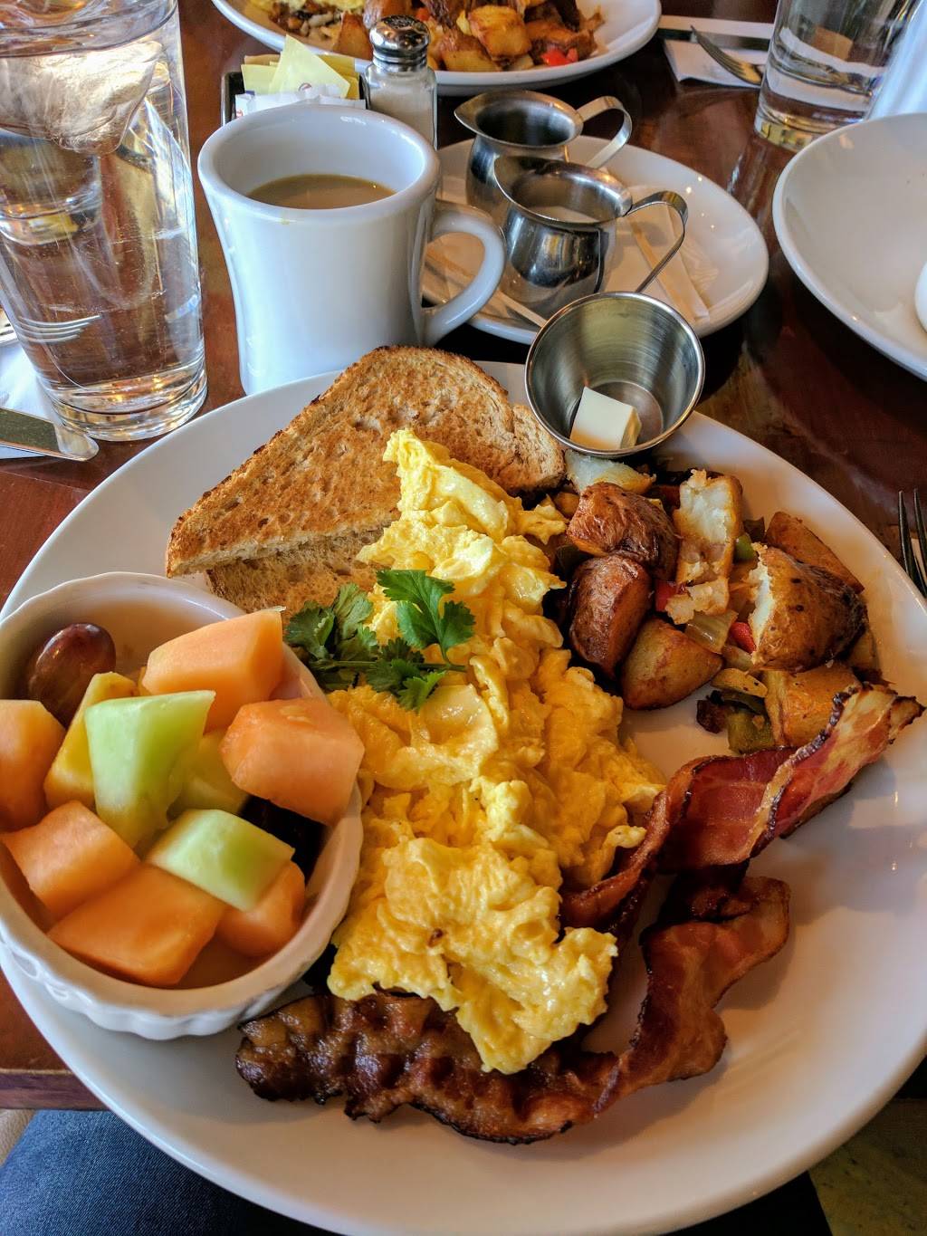 Meridian Pint | restaurant | 3400 11th St NW, Washington, DC 20010, USA | 2025881075 OR +1 202-588-1075