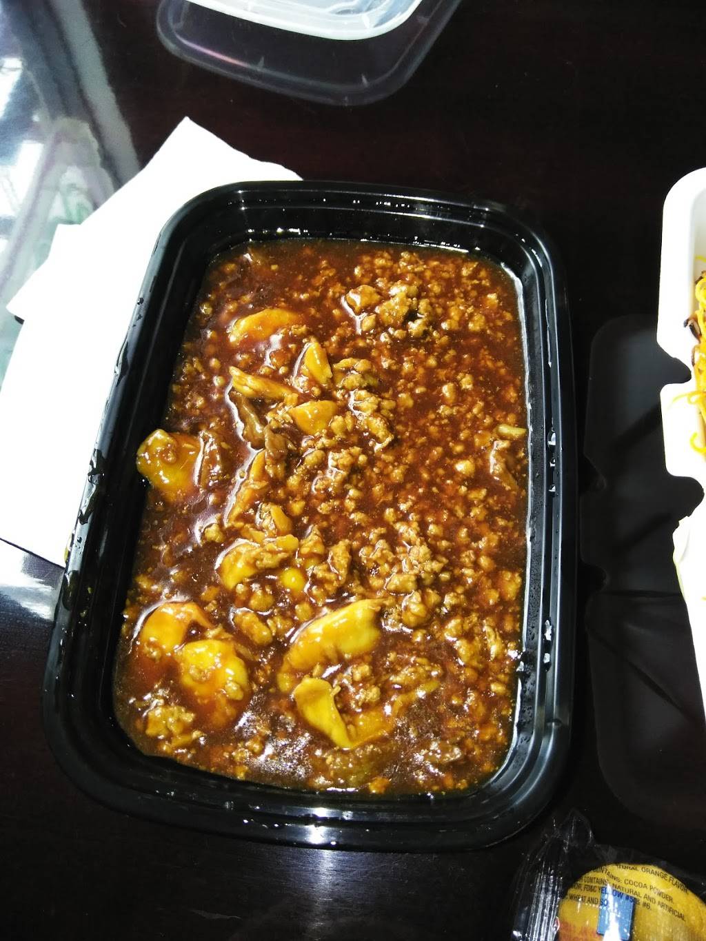 Moon House Chinese Restaurant | restaurant | 706 Ashley Blvd, New Bedford, MA 02745, USA | 5089989999 OR +1 508-998-9999