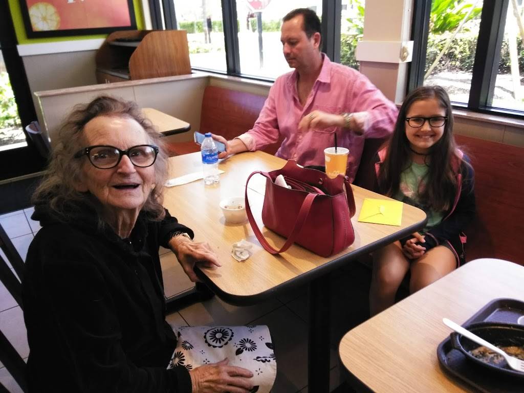 Pollo Tropical | restaurant | 7104 Fairway Dr, Palm Beach Gardens, FL 33418, USA | 5612770111 OR +1 561-277-0111