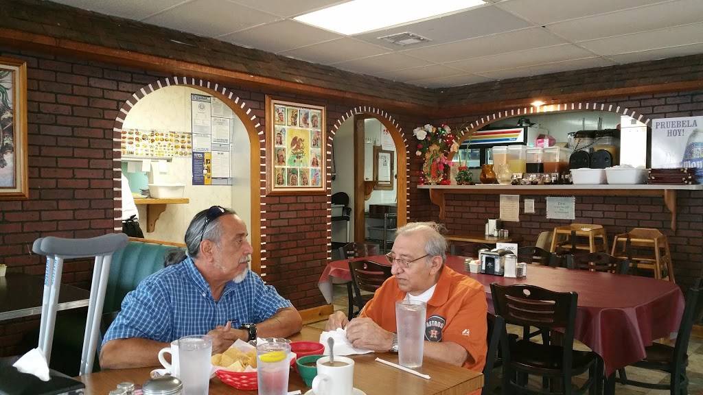 El Emperador Mexican Restaurant | restaurant | 601 W Main St, Tomball, TX 77375, USA | 2813575492 OR +1 281-357-5492