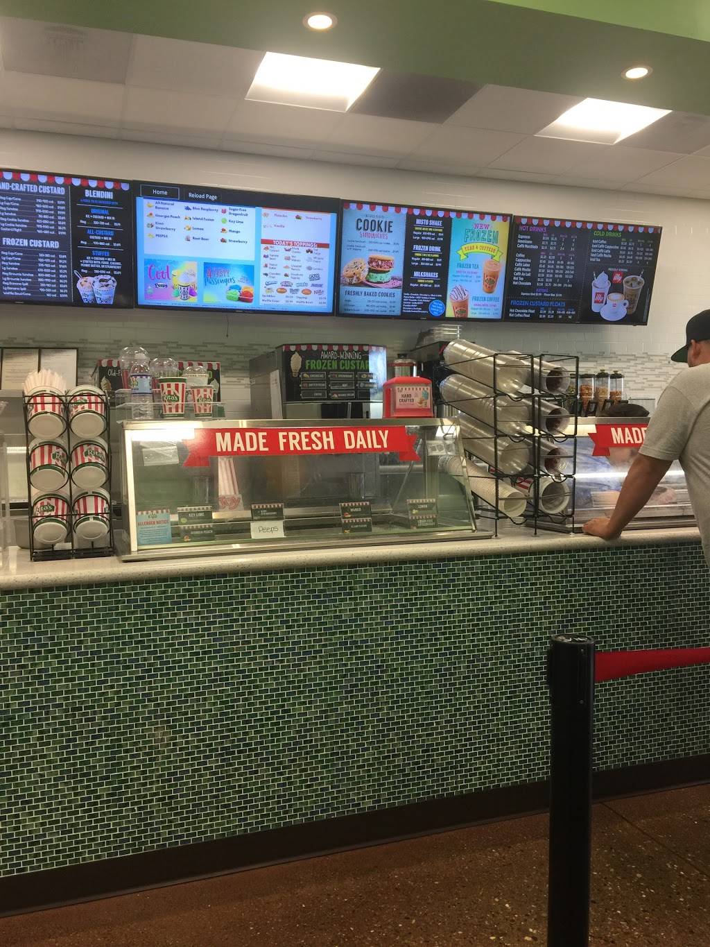 Ritas Italian Ice & Frozen Custard | restaurant | 2829 W March Ln, Stockton, CA 95219, USA | 2092223532 OR +1 209-222-3532