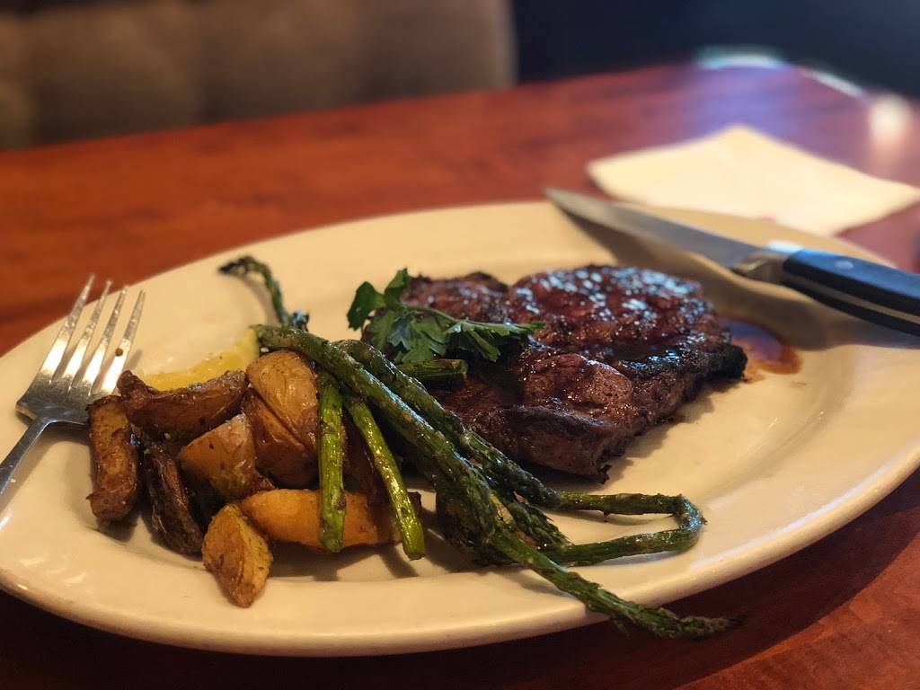 Weber Grill Restaurant | restaurant | 2331 Fountain Square Dr, Lombard, IL 60148, USA | 6309538880 OR +1 630-953-8880