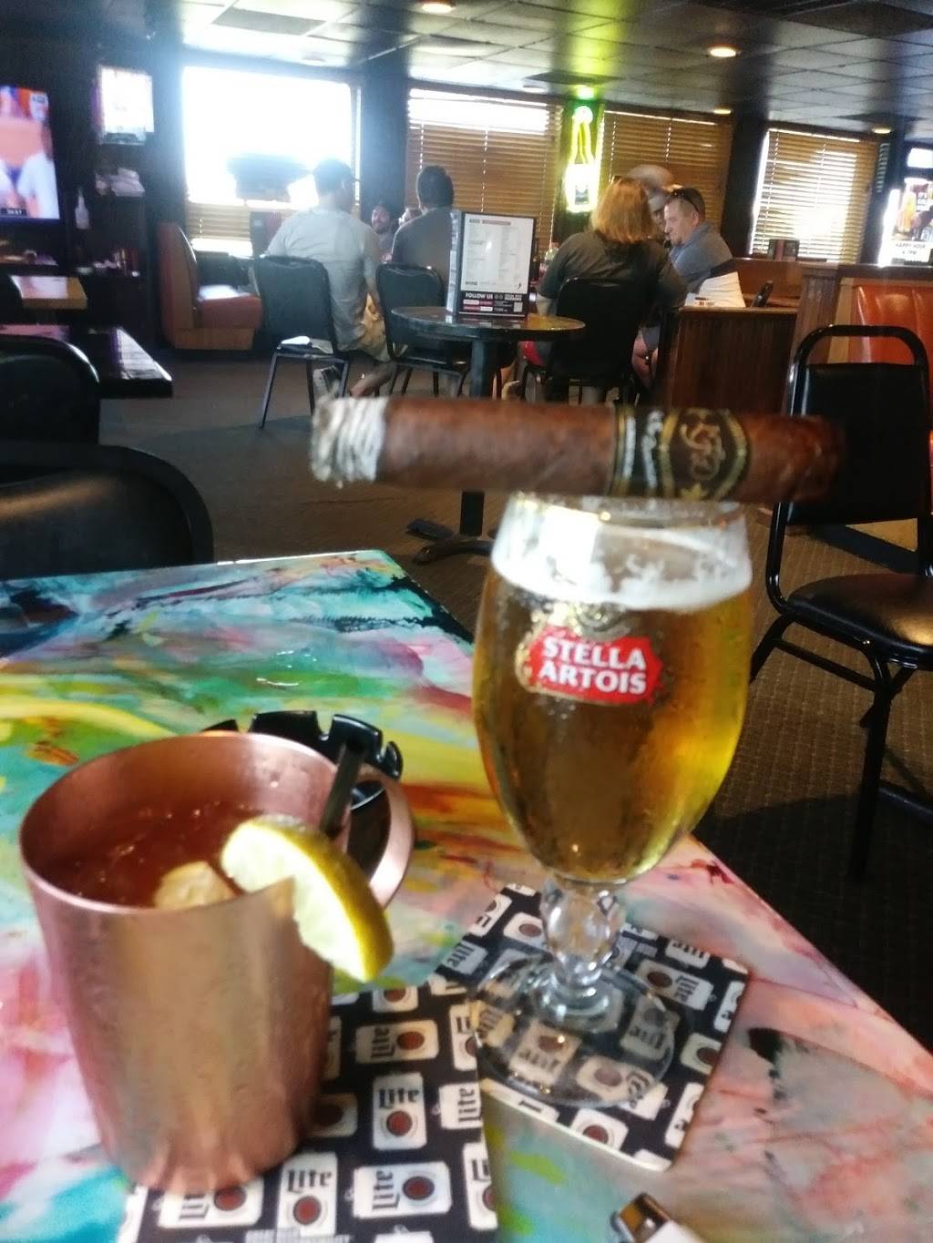 Henry Hudsons Pub | restaurant | 3938 W Reno Ave, Oklahoma City, OK 73107, USA | 4059439080 OR +1 405-943-9080