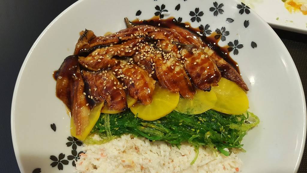 Yoshi Sushi Asian Fusion | restaurant | 90 Oak Dr j, Lake Jackson, TX 77566, USA | 9792978887 OR +1 979-297-8887