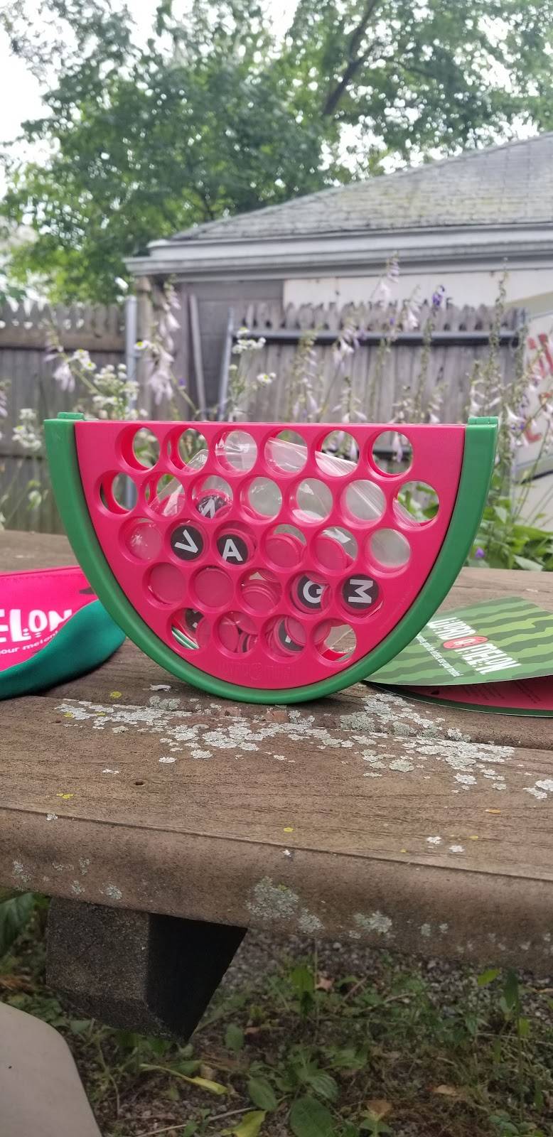 Bananagrams | restaurant | 845 Allens Ave, Providence, RI 02905, USA | 4017819649 OR +1 401-781-9649