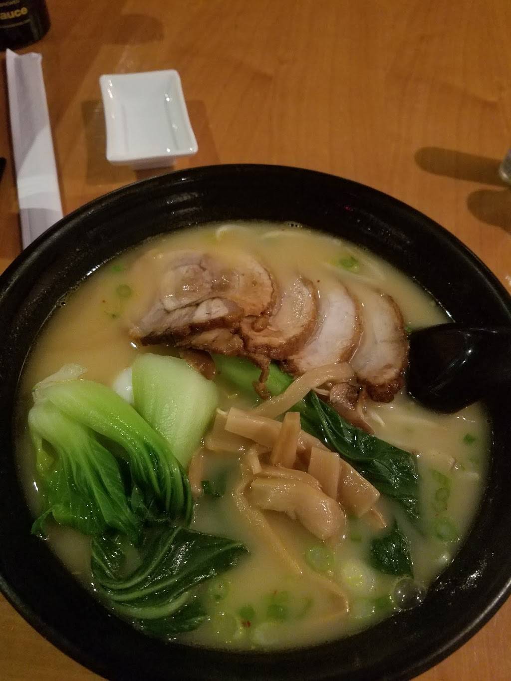 Fin II | restaurant | 219 Main St, Stamford, CT 06901, USA | 2033596688 OR +1 203-359-6688