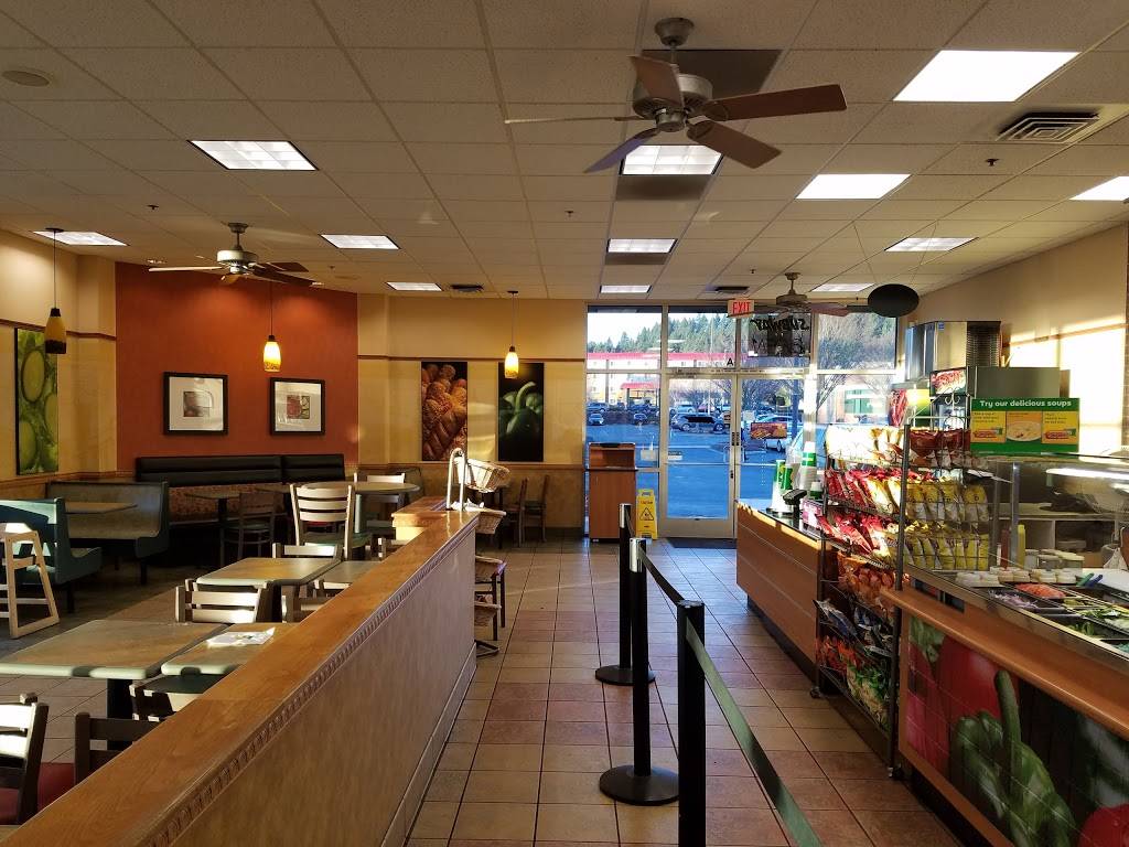 Subway | restaurant | 25725A SW Gwen Dr, Wilsonville, OR 97070, USA | 5035828140 OR +1 503-582-8140