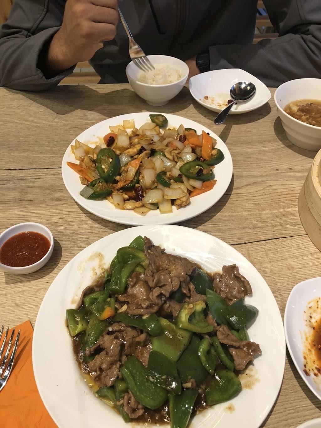 MuLan noodle and grill | restaurant | 1016 E Hebron Pkwy #140, Carrollton, TX 75010, USA | 9723957888 OR +1 972-395-7888