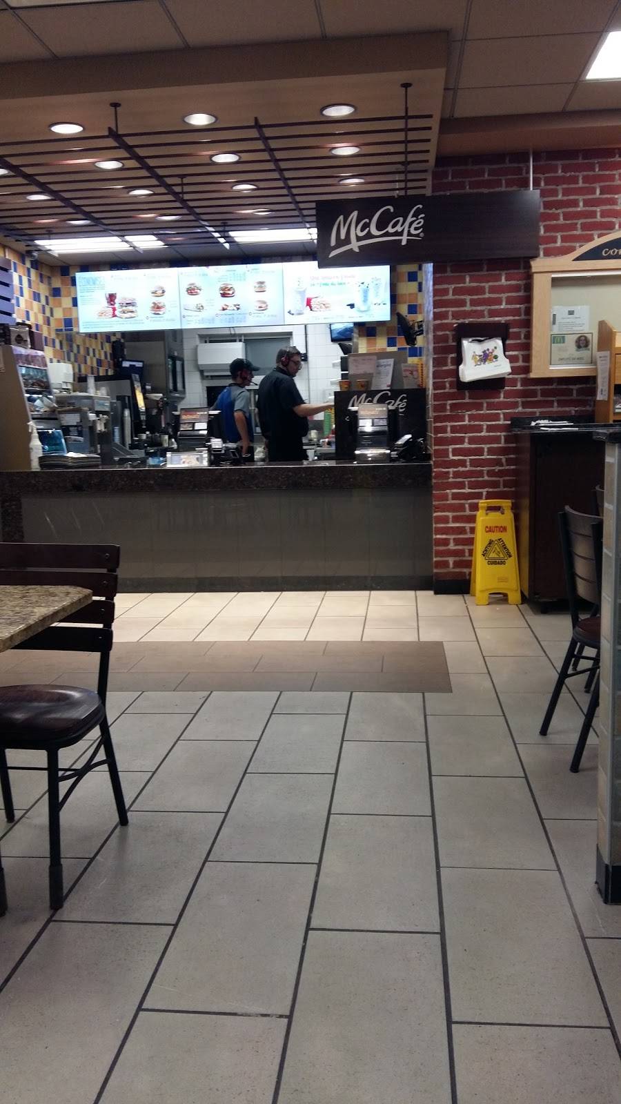 McDonalds | cafe | 2015 QC-112, Saint-Césaire, QC J0L 1T0, Canada | 4504693535 OR +1 450-469-3535