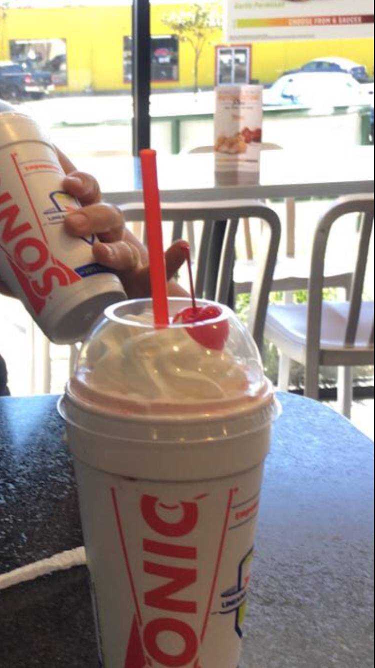 Sonic Drive-In | restaurant | 1660 N Olden Ave, Ewing Township, NJ 08638, USA | 6098963200 OR +1 609-896-3200