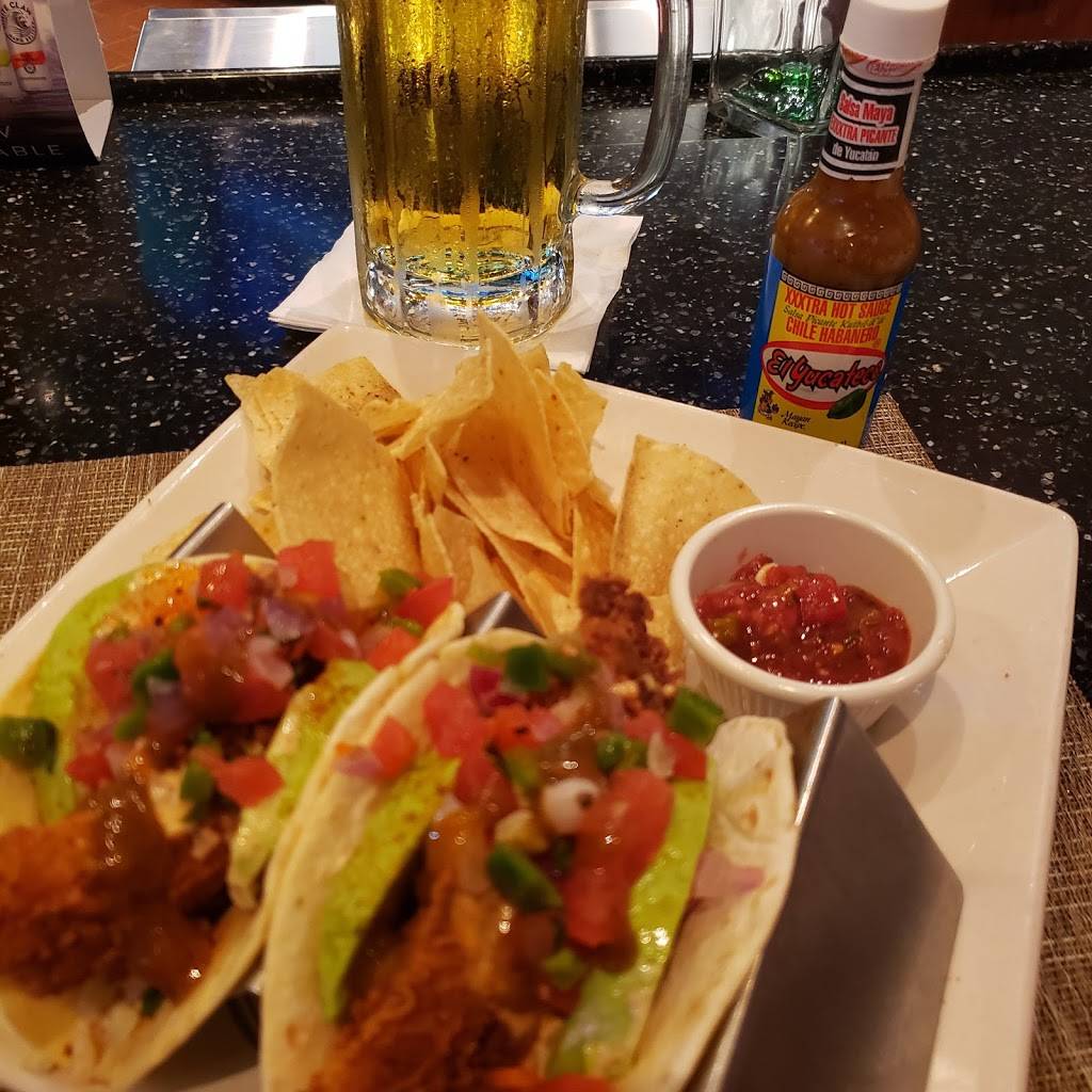 OCharley’s Restaurant & Bar | restaurant | 930 Windham Ct, Boardman, OH 44512, USA | 3302590207 OR +1 330-259-0207