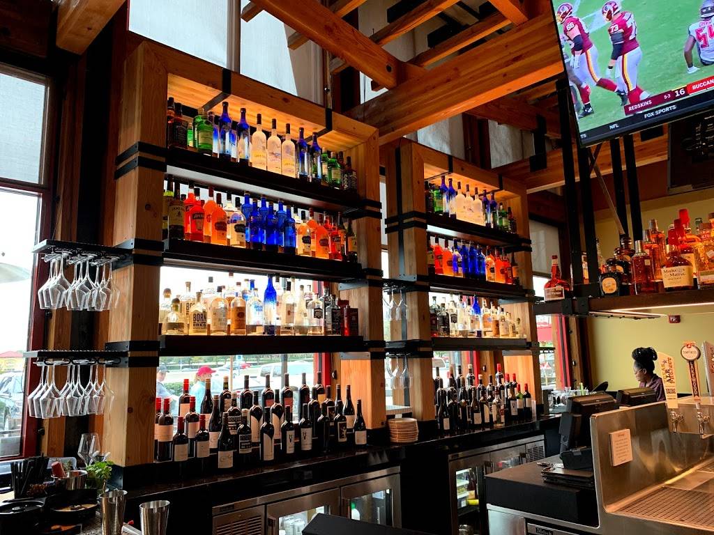 Lazy Dog Restaurant & Bar | restaurant | 241 E Interstate 20, Arlington, TX 76018, USA | 6822767300 OR +1 682-276-7300