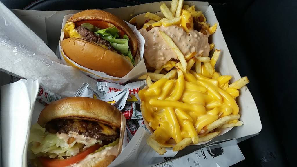 In-N-Out Burger | restaurant | 583 Grand Ave, San Marcos, CA 92078, USA | 8007861000 OR +1 800-786-1000
