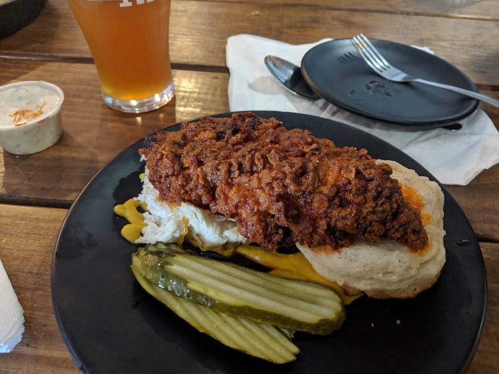 Ah Mah & Son Asian Eatery | restaurant | 4587, 1269 West Ave suite 101, Crossville, TN 38555, USA | 9313370776 OR +1 931-337-0776