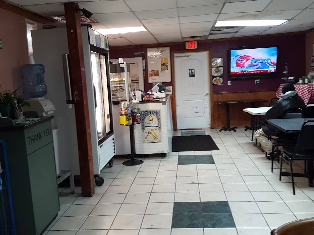 Desi Grill & Pizza | restaurant | 4750, 912 E Roosevelt Rd, Lombard, IL 60148, USA | 6309168608 OR +1 630-916-8608