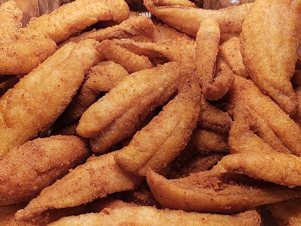 Soul food palace | restaurant | 3412 W 79th St, Chicago, IL 60652, USA | 7737892181 OR +1 773-789-2181