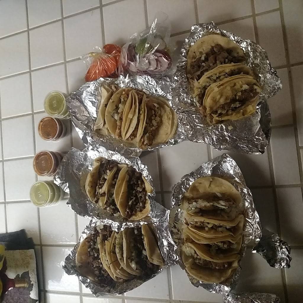 Taqueria Los Hermanos | restaurant | 14297 7th St, Victorville, CA 92395, USA | 7609521804 OR +1 760-952-1804