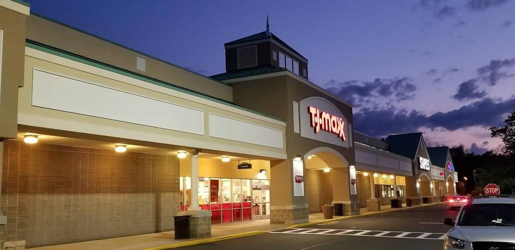 Brookside Plaza | shopping mall | 10 Hazard Ave, Enfield, CT 06082, USA | 2036355560 OR +1 203-635-5560