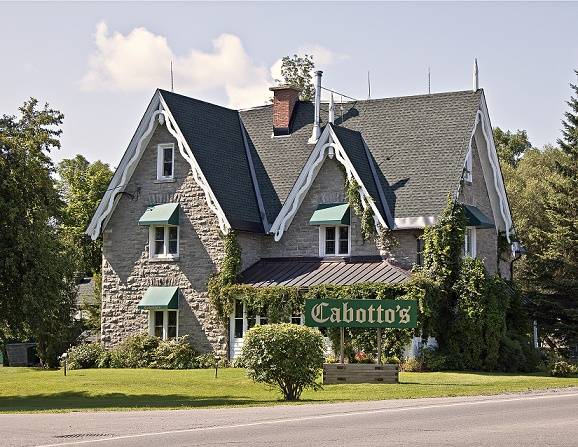 Cabottos | restaurant | 5816 Hazeldean Rd, Stittsville, ON K2S 1B9, Canada | 6135923097 OR +1 613-592-3097