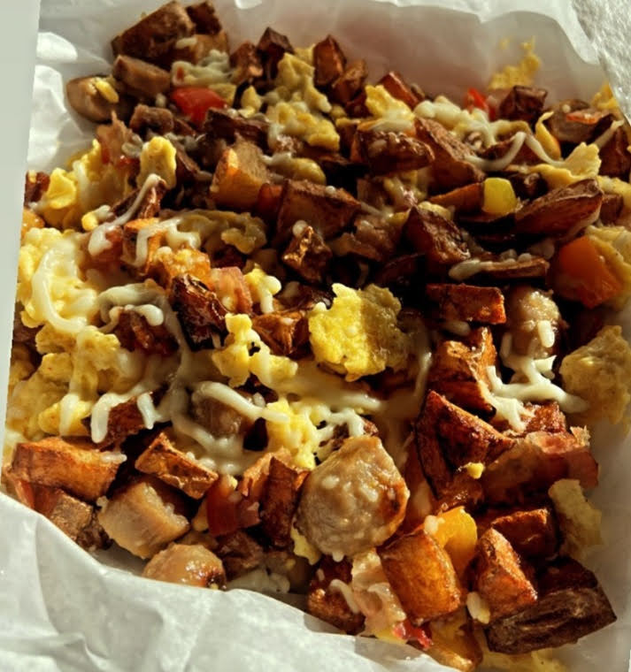 Wells Kitchen | restaurant | 18327 Muirland St, Detroit, MI 48221, USA | 2487962532 OR +1 248-796-2532