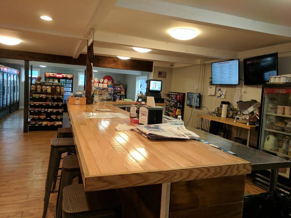 Everyday Joes | restaurant | 317 Main St, Bar Harbor, ME 04609, USA | 2072882824 OR +1 207-288-2824