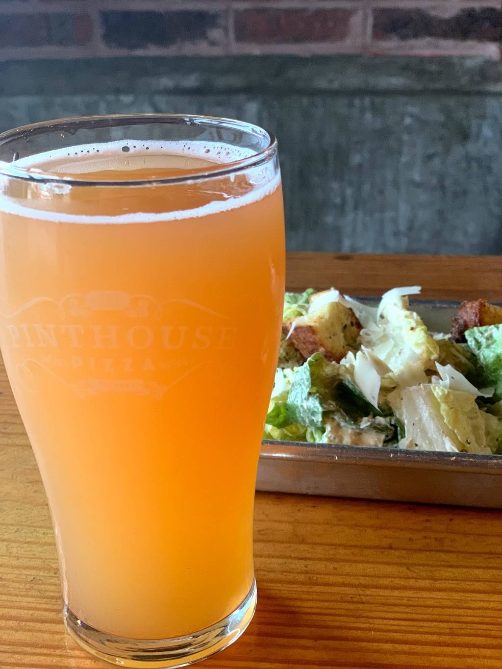 Pinthouse Pizza | restaurant | 4729 Burnet Rd, Austin, TX 78756, USA | 5124369605 OR +1 512-436-9605