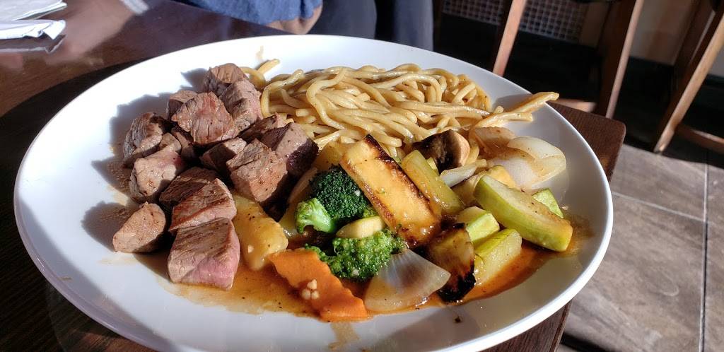 Sapporo Japanese Restaurant | restaurant | 1028 Pearson Dr, Hudson, WI 54016, USA | 7153812999 OR +1 715-381-2999