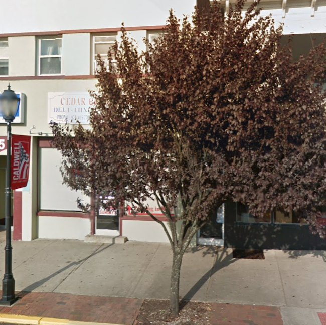 Cedar Grill & Pizza | meal delivery | 295 Bloomfield Ave, Caldwell, NJ 07006, USA | 9734037787 OR +1 973-403-7787