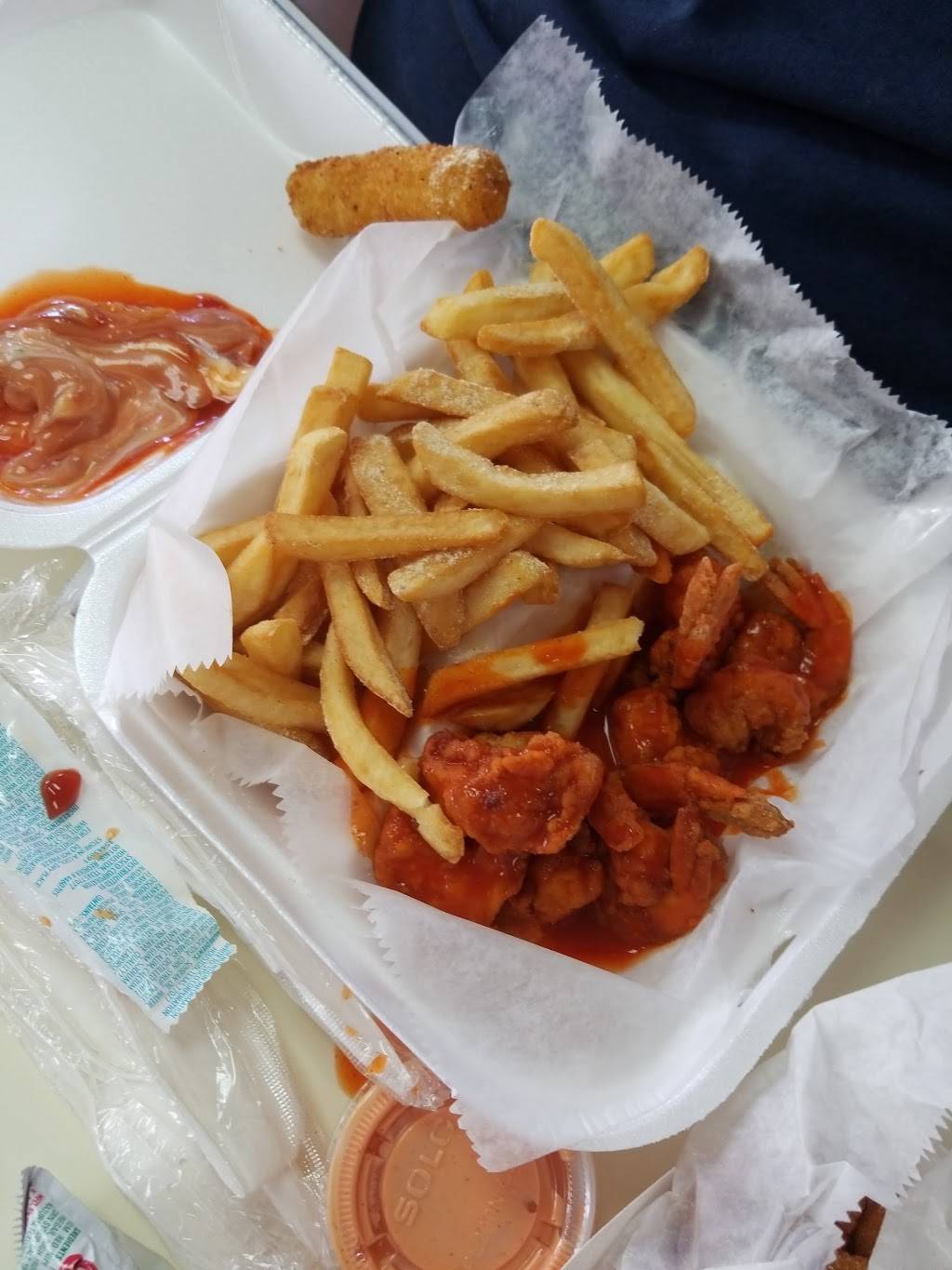 Hooks Fish & Chicken | restaurant | 6201 W Sunrise Blvd, Plantation, FL 33313, USA | 9545848644 OR +1 954-584-8644