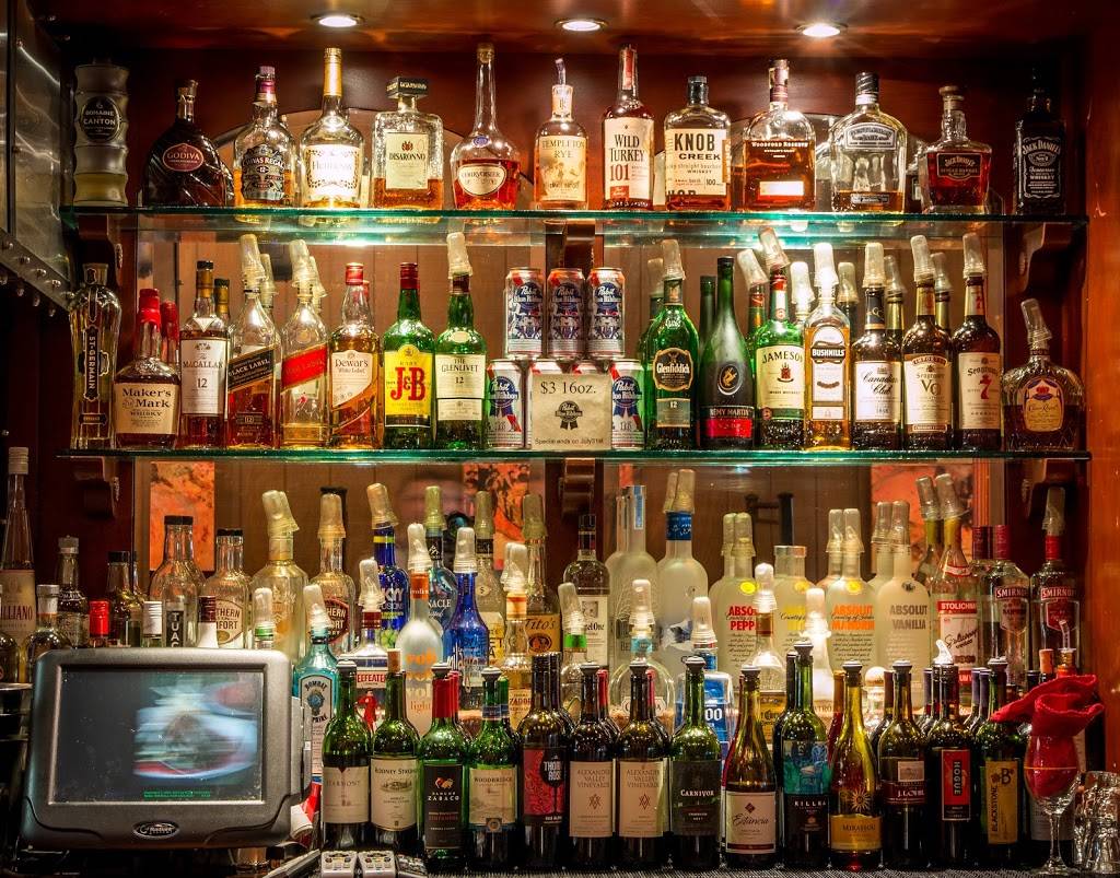 Claim Jumper Restaurants | restaurant | 27845 Santa Margarita Pkwy, Mission Viejo, CA 92691, USA | 9494617170 OR +1 949-461-7170