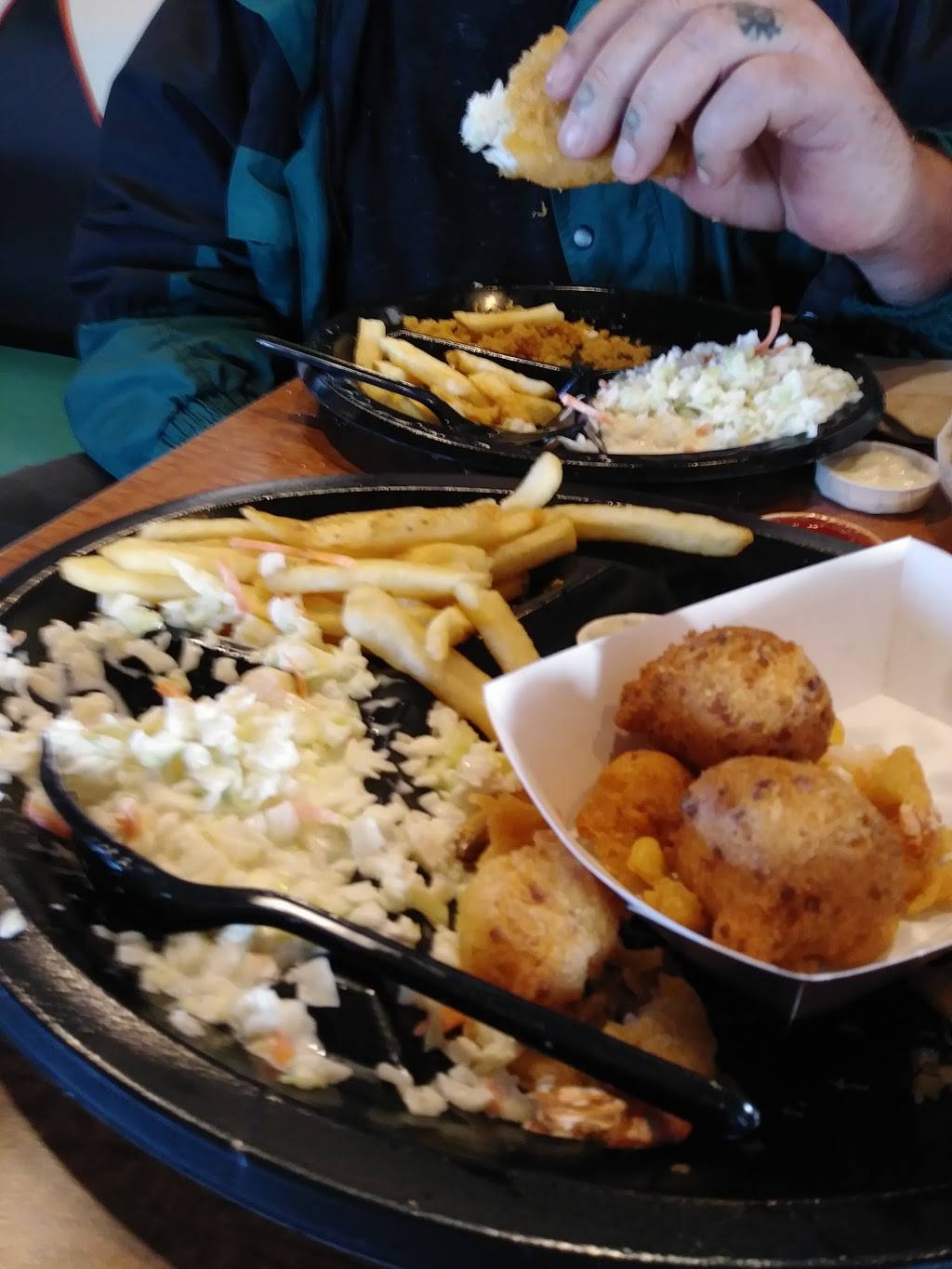 A&W Restaurant | restaurant | 2108 N Westwood Blvd, Poplar Bluff, MO 63901, USA | 5737851750 OR +1 573-785-1750