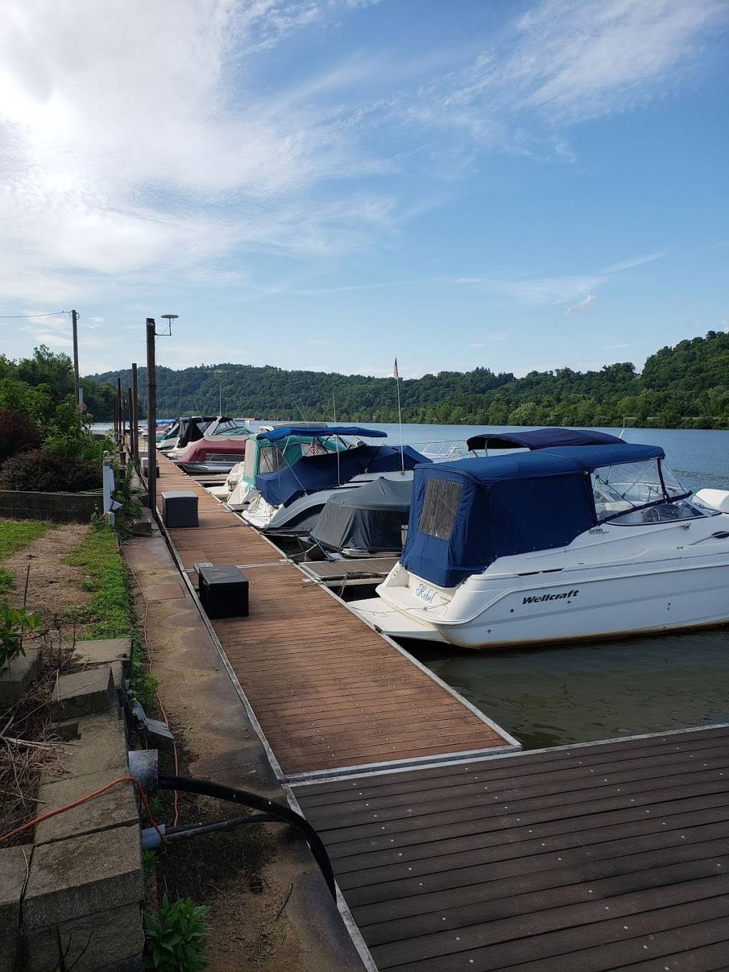 Allenport Marina |  | 1933 Main St #15, Allenport, PA 15412, USA | 7243264200 OR +1 724-326-4200