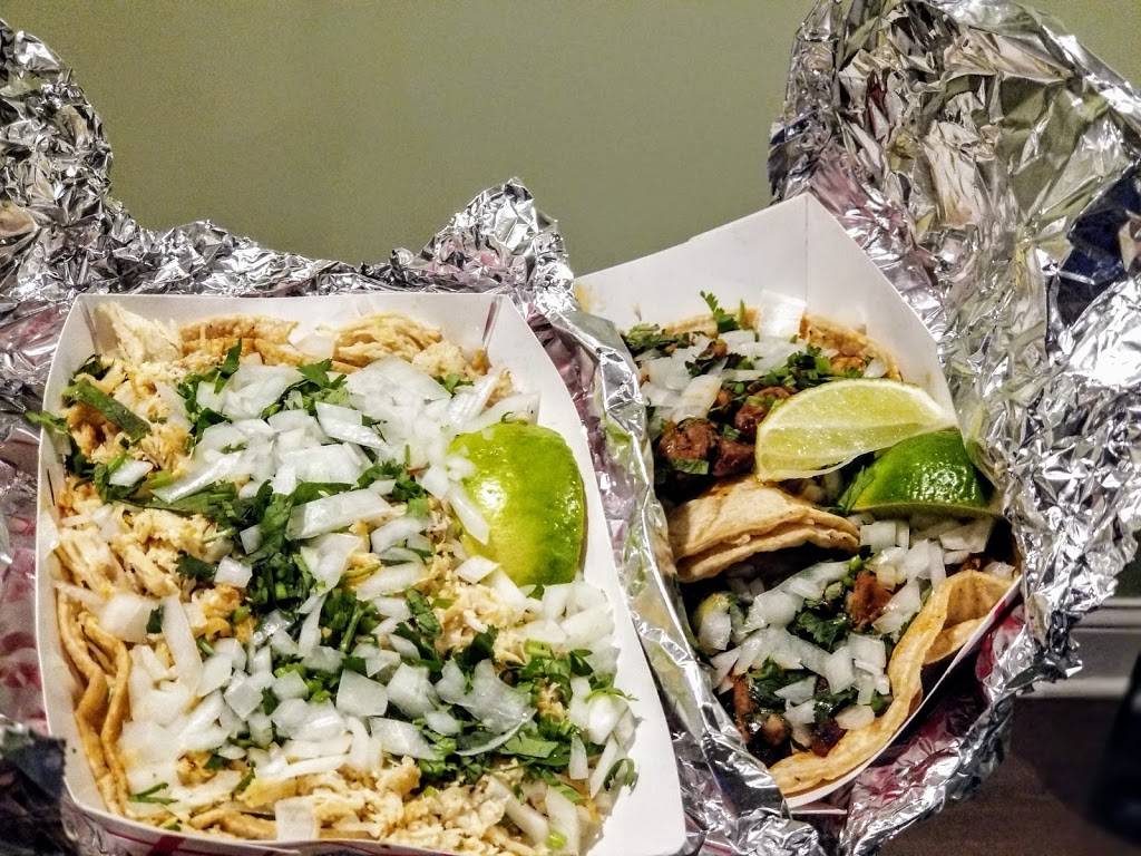 Taqueria Amigo Chino | restaurant | 5601 W Irving Park Rd, Chicago, IL 60634, USA | 7736287519 OR +1 773-628-7519