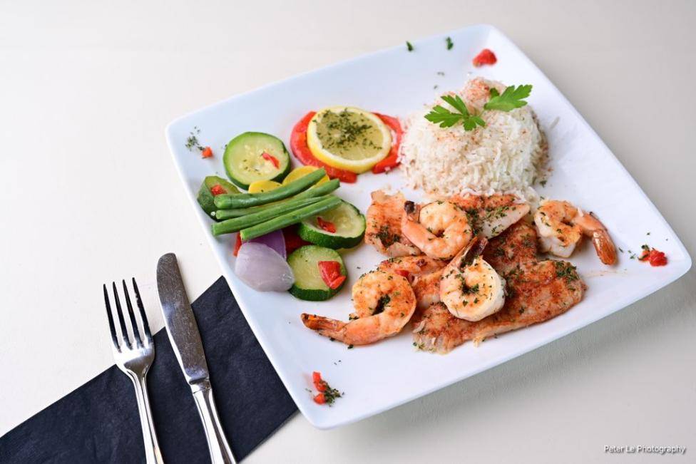 Riviera Mediterranean Grille | restaurant | 8742 E State Rd 70, Lakewood Ranch, FL 34202, USA | 9417517600 OR +1 941-751-7600