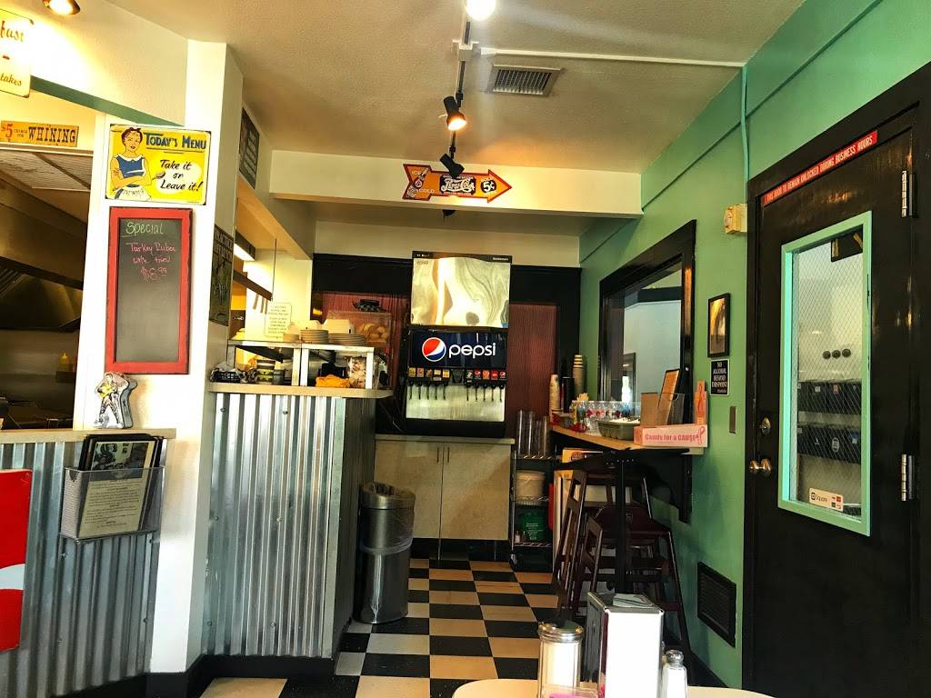 Bobs Diner | meal takeaway | 820 Main St #100, Louisville, CO 80027, USA | 3036651056 OR +1 303-665-1056