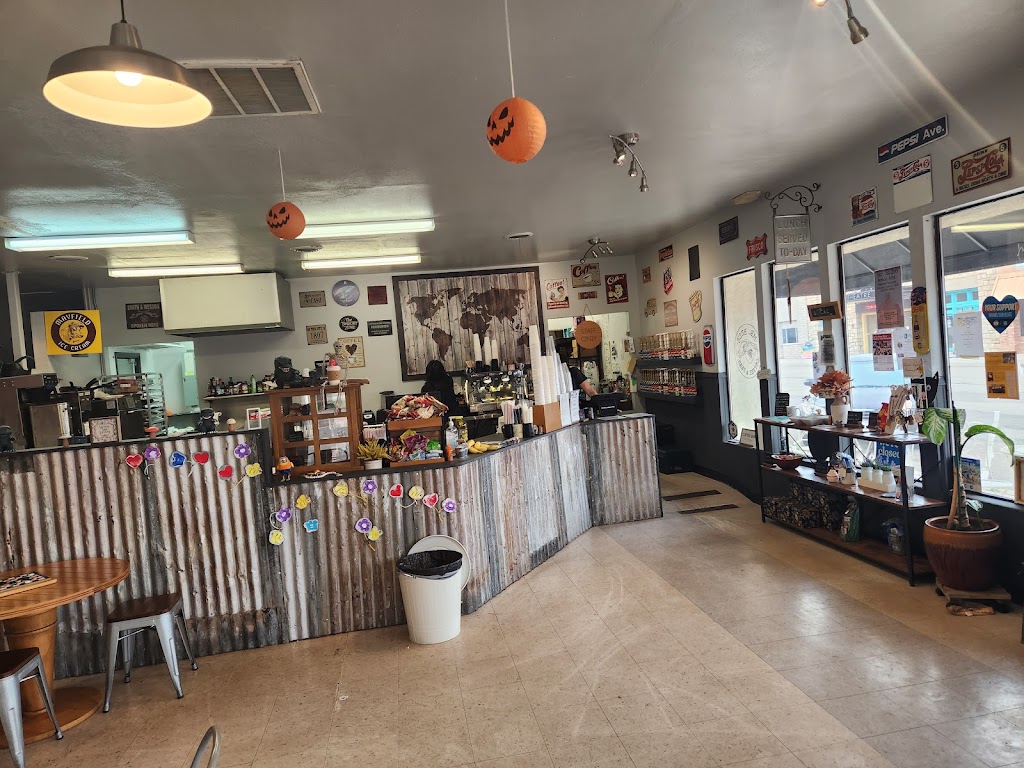 Mr. Bees Coffee & Teas | bakery | 400 Corona Ave, Santa Rosa, NM 88435, USA | 5754724882 OR +1 575-472-4882
