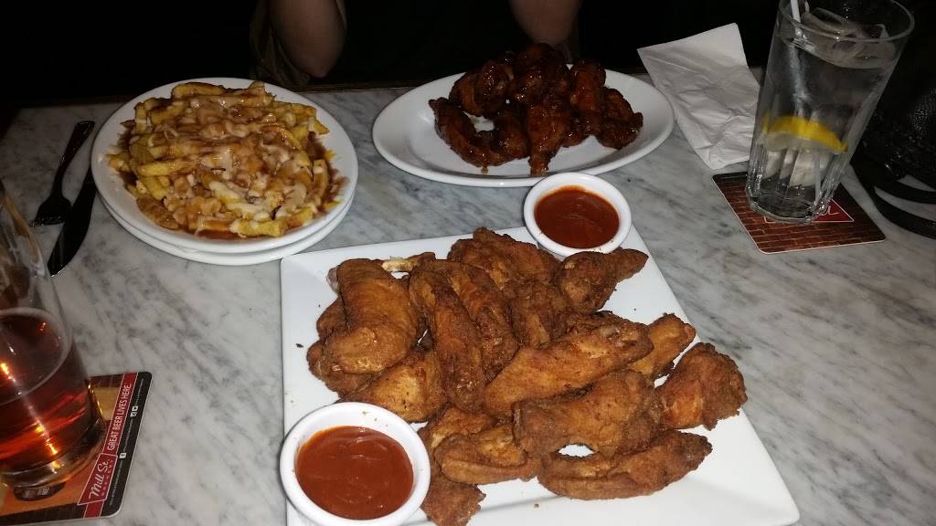 Wylies Pub | restaurant | 1234A Yonge St, Toronto, ON M4T 1W3, Canada | 4169209063 OR +1 416-920-9063