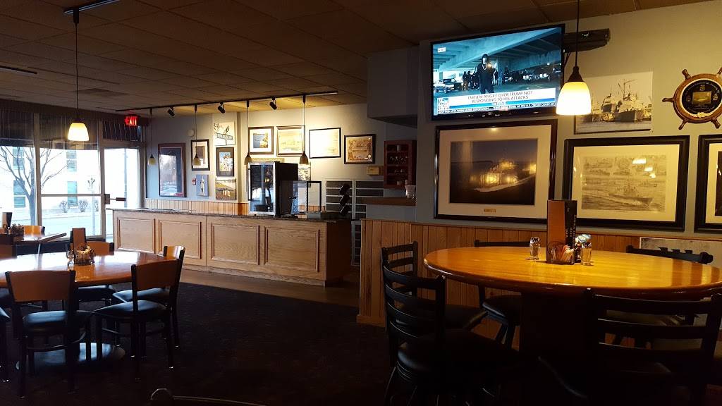 Avenue Grille & Bar | restaurant | 1821 Riverside Ave, Marinette, WI 54143, USA | 7157321000 OR +1 715-732-1000