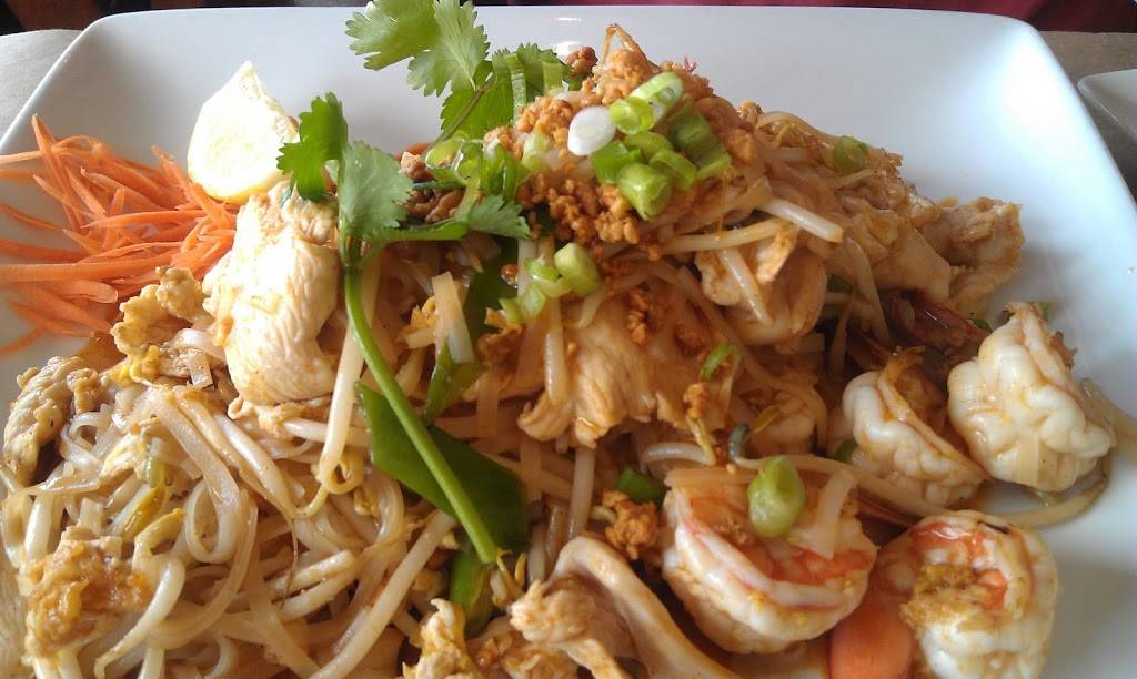 Thai Spice Restaurant | restaurant | 2475 McMullen Booth Rd, Clearwater, FL 33759, USA | 7277917050 OR +1 727-791-7050