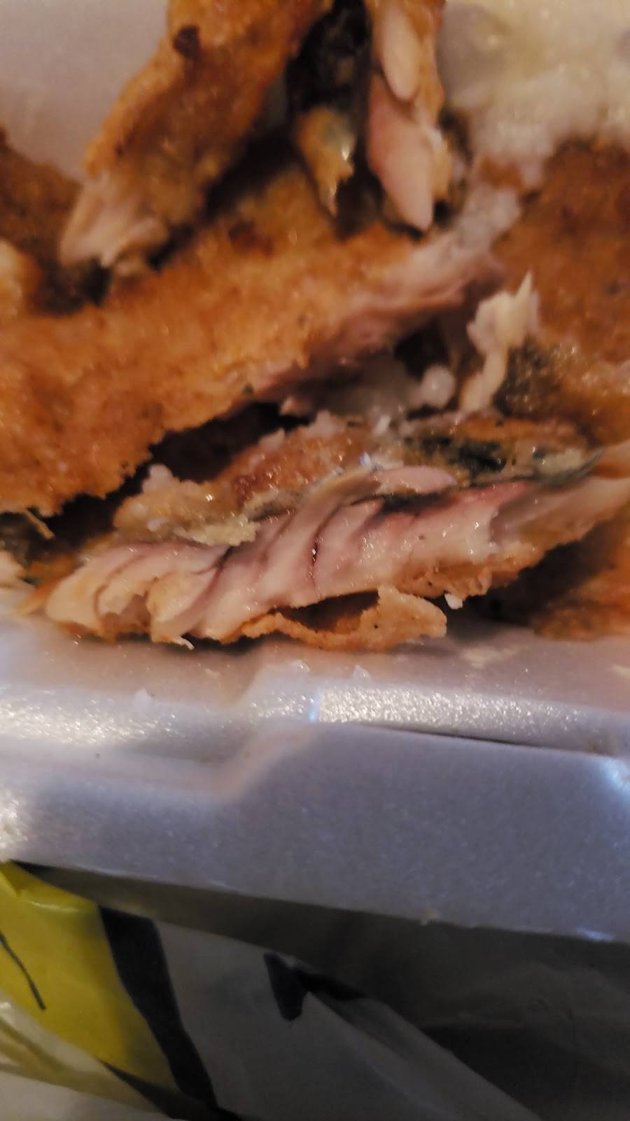 Jakes Place | restaurant | 5550 Chester Ave, Philadelphia, PA 19143, USA | 2157290851 OR +1 215-729-0851