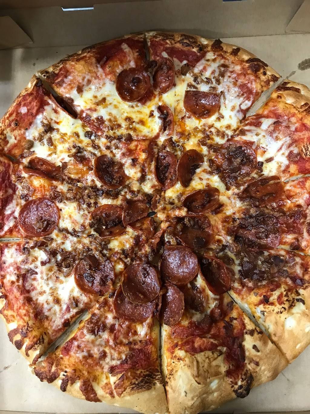 Fire Pizza | restaurant | 8004 Greenfield Rd, Detroit, MI 48228, USA | 3135833700 OR +1 313-583-3700
