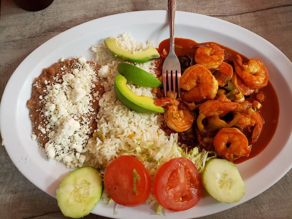 La Tovara | restaurant | 1032 N Pacific Hwy, Woodburn, OR 97071, USA | 5039020661 OR +1 503-902-0661