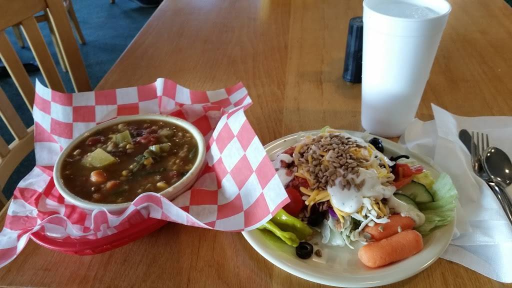 Lanskys Pizza, Pasta & Philly Steaks | restaurant | 1131 N Broadway, Council Bluffs, IA 51503, USA | 7123295400 OR +1 712-329-5400