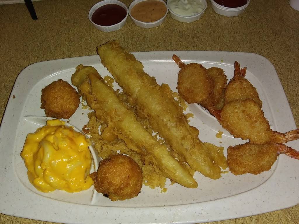 Captain Ds | restaurant | 2725 Florence Blvd, Florence, AL 35630, USA | 2567665270 OR +1 256-766-5270