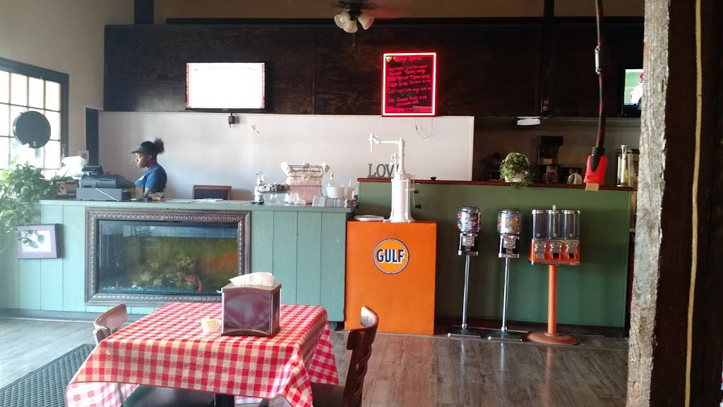 Winnsboro House of BBQ | restaurant | 141 N Congress St, Winnsboro, SC 29180, USA | 8036356550 OR +1 803-635-6550